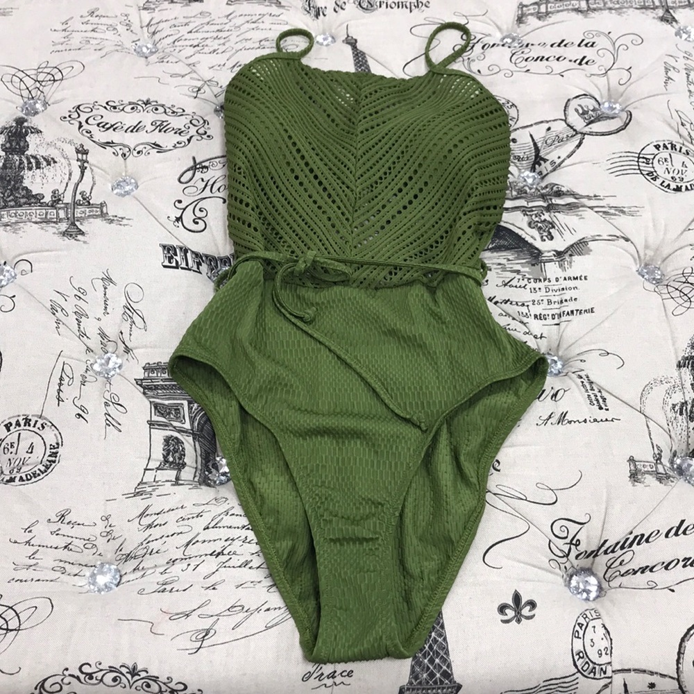 ROBIN PICCONE Mixed Crochet High Neck Swimsuit - Picture 3 of 8